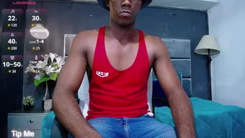 Snapshot of athleticbig_cock chatting on 12, 11, 2025 ATHLETIC COCK online show from 12, 11, 2025