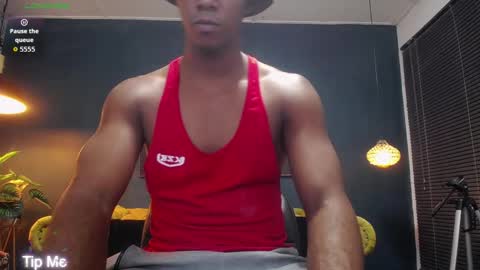 Snapshot of athleticbig_cock chatting on 14, 12, 2025 ATHLETIC COCK online show from 14, 12, 2025