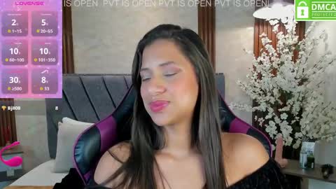 Snapshot of atiena_ chatting on 24, 4, 2026 Atiena online show from 24, 4, 2026