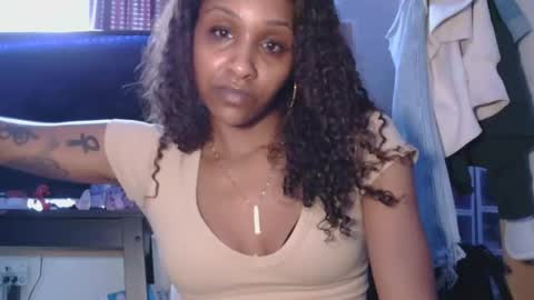 AtirahCali online show from 28, 4, 2026