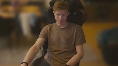 Snapshot of atvulpes chatting on 12, 1, 2025 Max Powers online show from 12, 1, 2025