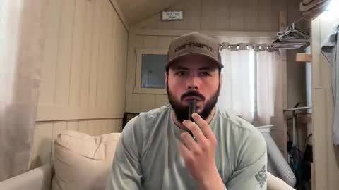 Snapshot of aty0urservic3 chatting on 17, 3, 2026 Alejandro online show from 17, 3, 2026