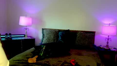 Snapshot of aubreeskinkyplayroom chatting on 29, 10, 2025 Aubree Shae online show from 29, 10, 2025