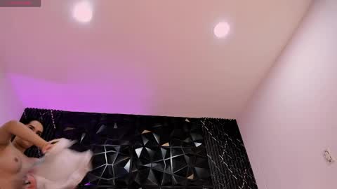 Audrey Hayworth online show from 28, 2, 2026