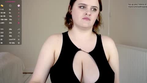 Snapshot of audreyjacq chatting on 13, 9, 2025 Audrey Jacq online show from 13, 9, 2025