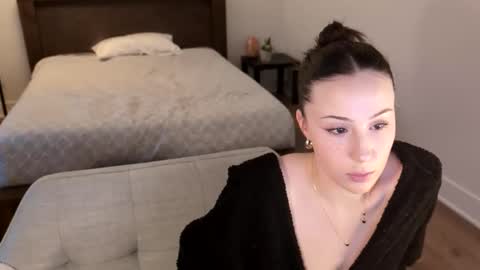 Snapshot of audreyjones03 chatting on 3, 2, 2025 Miss Audrey online show from 3, 2, 2025