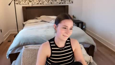 Snapshot of audreyjones03 chatting on 6, 3, 2025 Miss Audrey online show from 6, 3, 2025