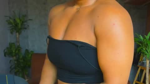 Snapshot of audry_montero1 chatting on 17, 6, 2026 Audry online show from 17, 6, 2026