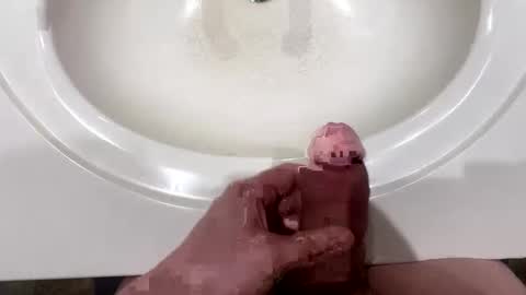 Snapshot of augustcox chatting on 24, 2, 2025 August Cox online show from 24, 2, 2025