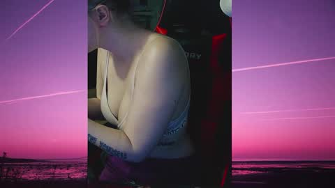 Aurelia online show from 6, 10, 2025