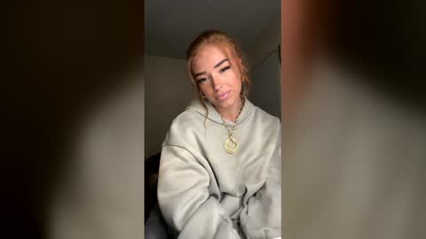 Snapshot of auriamist chatting on 11, 2, 2026 auriamist online show from 11, 2, 2026