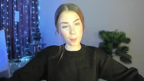 Snapshot of aurora_glow_21 chatting on 13, 2, 2026 Aurora online show from 13, 2, 2026