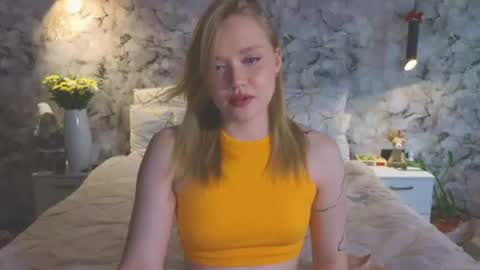 Snapshot of aurora_golden chatting on 13, 6, 2026 Kate online show from 13, 6, 2026