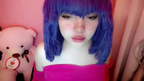 cute online show from 19, 4, 2026
