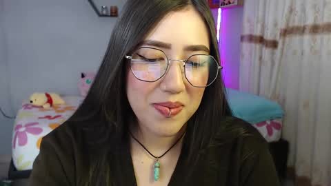 Snapshot of aurora_shy_ chatting on 18, 2, 2025 Aurora online show from 18, 2, 2025