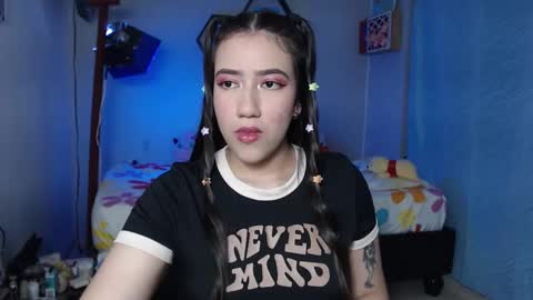 Snapshot of aurora_shy_ chatting on 23, 11, 2025 Aurora online show from 23, 11, 2025