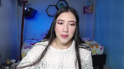 Snapshot of aurora_shy_ chatting on 23, 11, 2025 Aurora online show from 23, 11, 2025