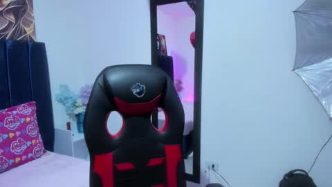 Snapshot of aurora_wish chatting on 21, 2, 2026 aurora_wish online show from 21, 2, 2026