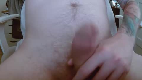 Snapshot of ausmopolitan chatting on 6, 11, 2025 ausmopolitan online show from 6, 11, 2025