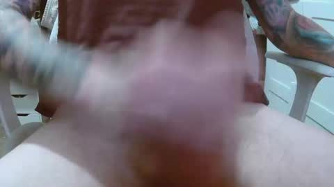 Snapshot of ausmopolitan chatting on 17, 11, 2025 ausmopolitan online show from 17, 11, 2025