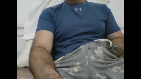 Snapshot of aussdiver chatting on 16, 12, 2024 Aussie online show from 16, 12, 2024