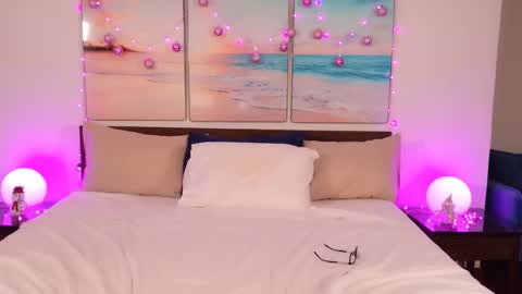 Snapshot of aussieblondemilf chatting on 23, 12, 2025 Jo online show from 23, 12, 2025