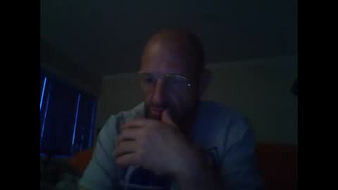 Snapshot of aussieguy59660 chatting on 24, 11, 2025 aussieguy59660 online show from 24, 11, 2025