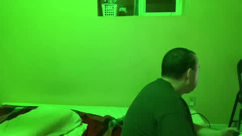 Snapshot of auz1812 chatting on 1, 12, 2025 Auz online show from 1, 12, 2025