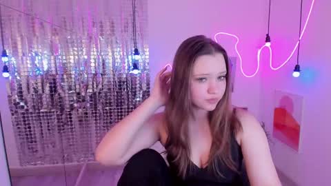 Snapshot of ava__grace chatting on 2, 2, 2025 Ava online show from 2, 2, 2025