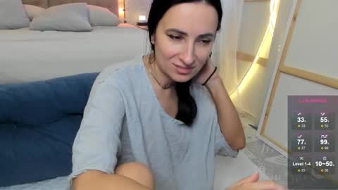 Snapshot of ava_athena chatting on 10, 11, 2025 Ava online show from 10, 11, 2025