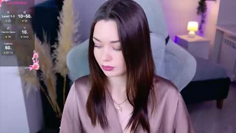 Ava online show from 4, 10, 2025