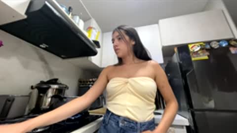              online show from 27, 4, 2026
