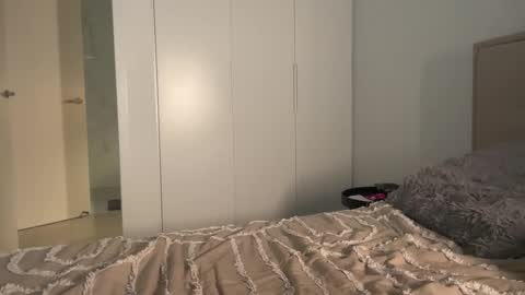 Ava  online show from 1, 11, 2025