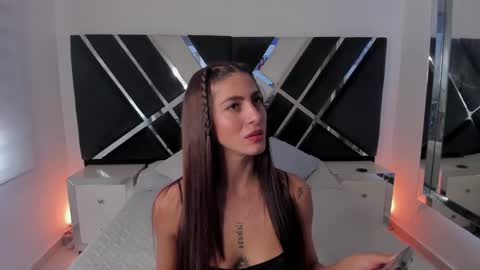 Snapshot of ava_fontana2 chatting on 5, 2, 2025 Ava Fontana online show from 5, 2, 2025