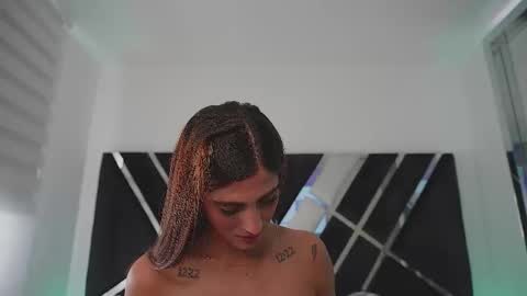 Snapshot of ava_fontana2 chatting on 11, 9, 2025 Ava Fontana online show from 11, 9, 2025