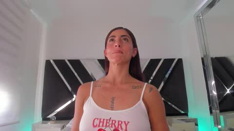 Snapshot of ava_fontana2 chatting on 13, 10, 2025 Ava Fontana online show from 13, 10, 2025