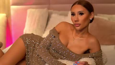 Snapshot of ava_heath chatting on 25, 11, 2025 Ava online show from 25, 11, 2025