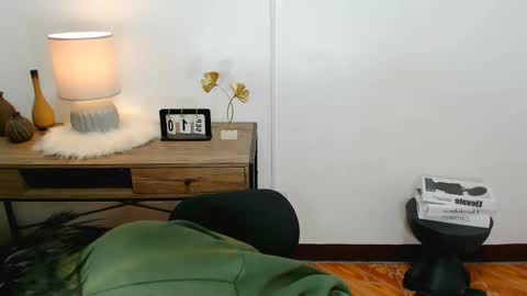 Snapshot of ava_lux chatting on 21, 9, 2025 Ava online show from 21, 9, 2025