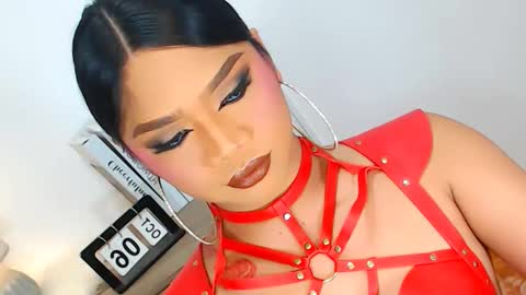 Snapshot of ava_lux chatting on 11, 10, 2025 Ava online show from 11, 10, 2025