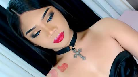 Snapshot of ava_lux chatting on 5, 12, 2025 Ava online show from 5, 12, 2025