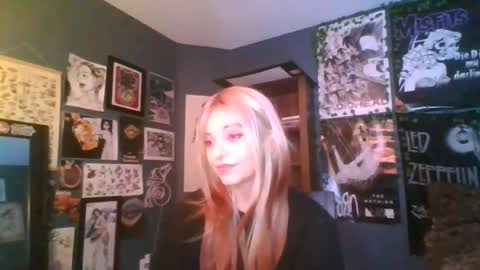 Snapshot of ava_mack chatting on 20, 6, 2026 Ava Mack online show from 20, 6, 2026
