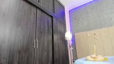 AVA online show from 21, 12, 2025