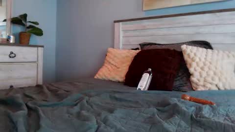 Snapshot of avaa_eve chatting on 23, 10, 2025 Ava Eve online show from 23, 10, 2025