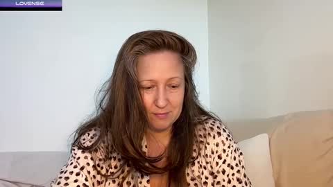 Ava . Support my channel by using my affiliate link to make your account  Thanks  online show from 19, 3, 2026