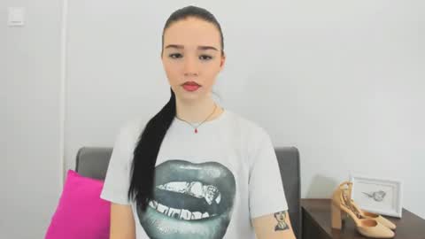 Snapshot of avasensitive69 chatting on 8, 11, 2025 avasensitive69 online show from 8, 11, 2025