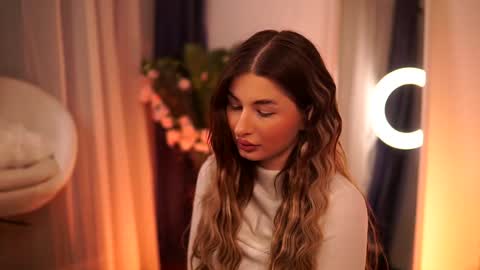 Snapshot of avashay chatting on 28, 1, 2025 Carina online show from 28, 1, 2025