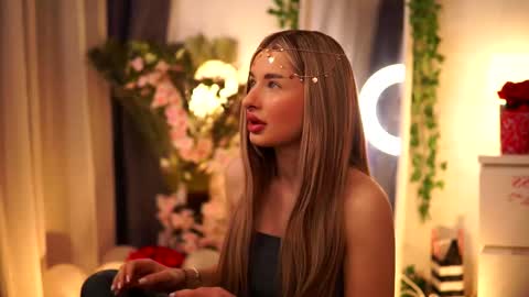 Snapshot of avashay chatting on 25, 2, 2025 Carina online show from 25, 2, 2025