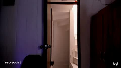 Snapshot of ave_fenix69 chatting on 13, 12, 2025 Valery -- online show from 13, 12, 2025