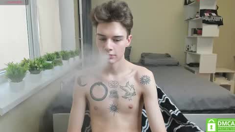 Snapshot of avegothy chatting on 5, 3, 2025 gothy 3 online show from 5, 3, 2025