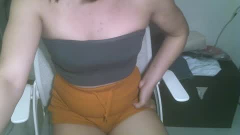 Snapshot of averageuncut1 chatting on 18, 2, 2025 Rhian online show from 18, 2, 2025